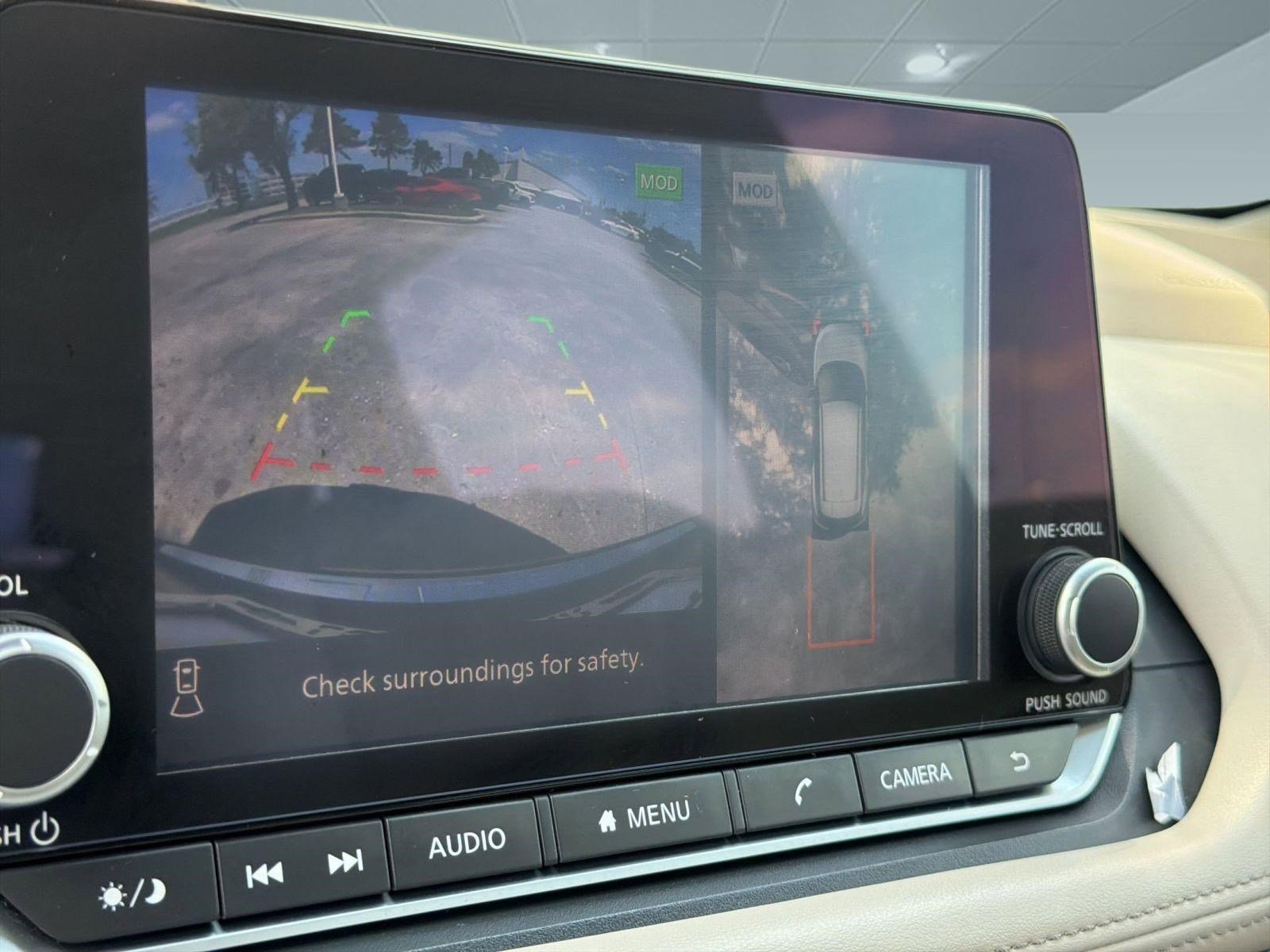 Used 2023 Nissan Rogue SL FWD image 26