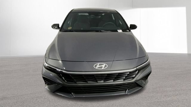 New 2026 Hyundai Elantra Sport FWD image 3