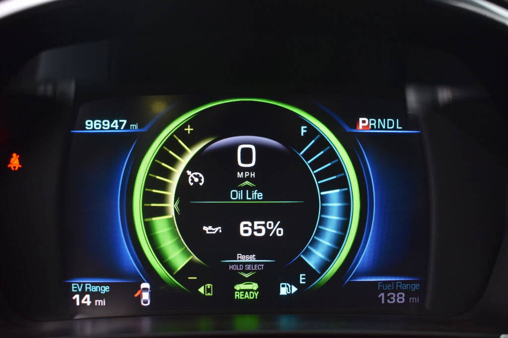 Used 2017 Chevrolet Volt Premier w/ Driver Confidence II Package image 17