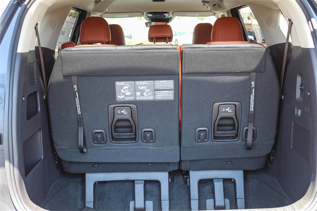 New 2026 Kia Carnival EX image 13