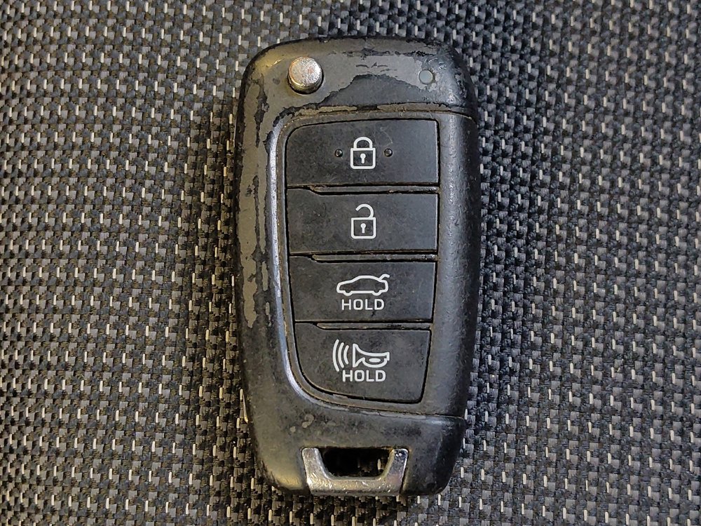 Used 2021 Hyundai Accent SE FWD image 32
