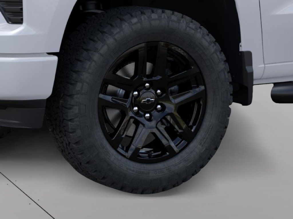 New 2026 Chevrolet Silverado 1500 Custom w/ LPO, Dark Essentials Package AWD/4WD image 9