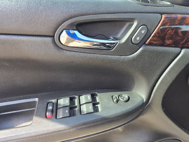 Used 2012 Chevrolet Impala LT FWD image 14