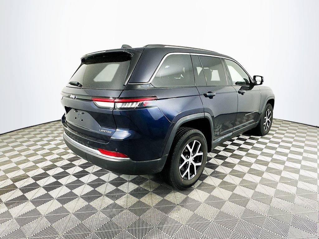 Certified 2023 Jeep Grand Cherokee Limited image 12