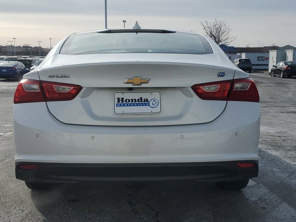 Used 2016 Chevrolet Malibu Hybrid w/ Leather Package image 6