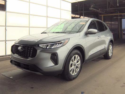 Used 2023 Ford Escape Active w/ Tech Pack #2 image 2