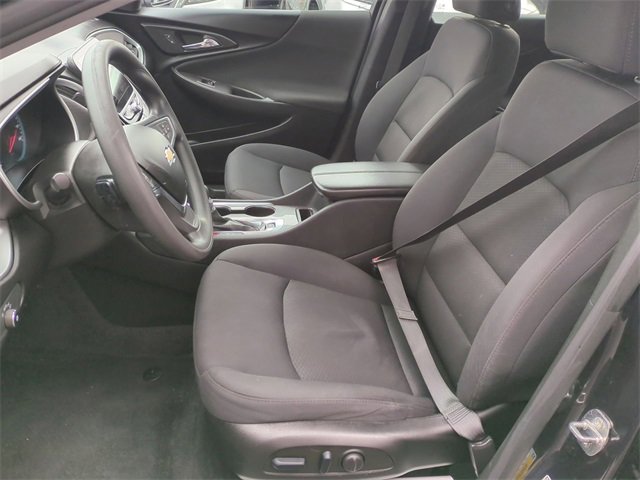 Used 2022 Chevrolet Malibu LT image 19