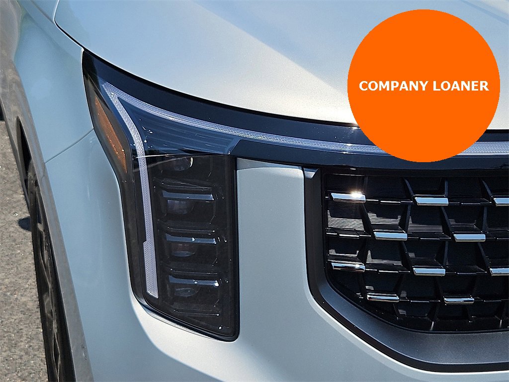 Used 2025 Kia Carnival SX Prestige image 9