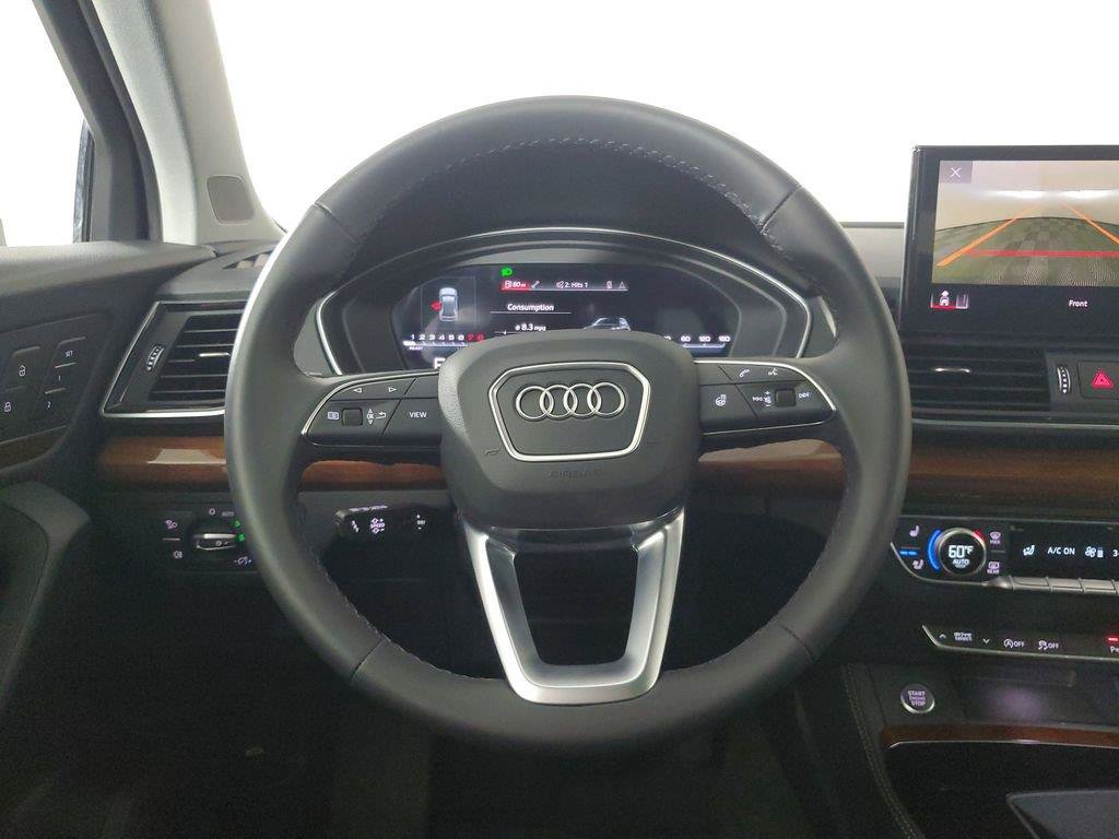 Used 2023 Audi Q5 2.0T Premium Plus w/ Premium Plus Package AWD/4WD image 17