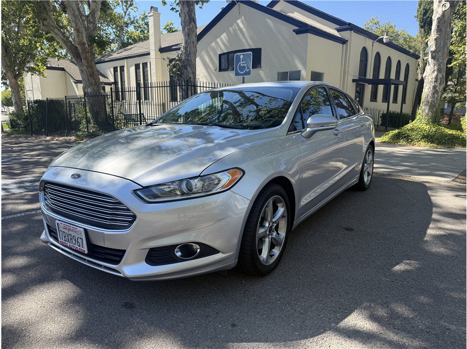 Used 2013 Ford Fusion SE