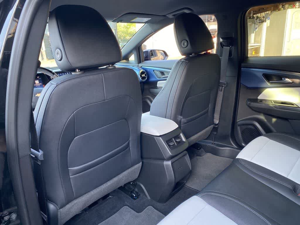 Used 2024 Chevrolet Equinox EV LT w/ Active Safety Package 3 AWD/4WD image 15