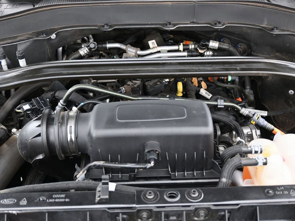 Used 2023 Ford Explorer Limited image 45