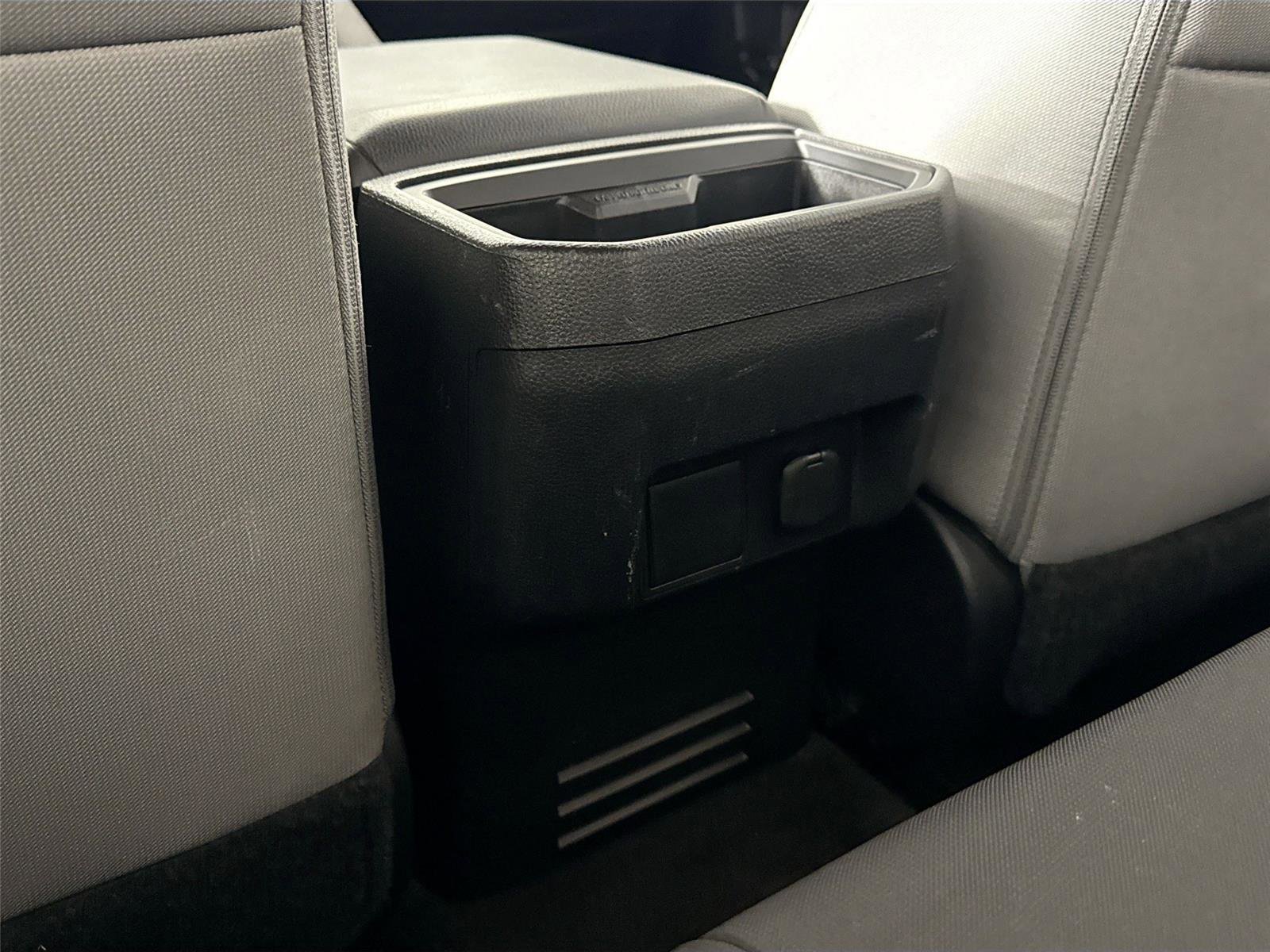 Certified 2025 Toyota Tacoma TRD Off-Road image 32