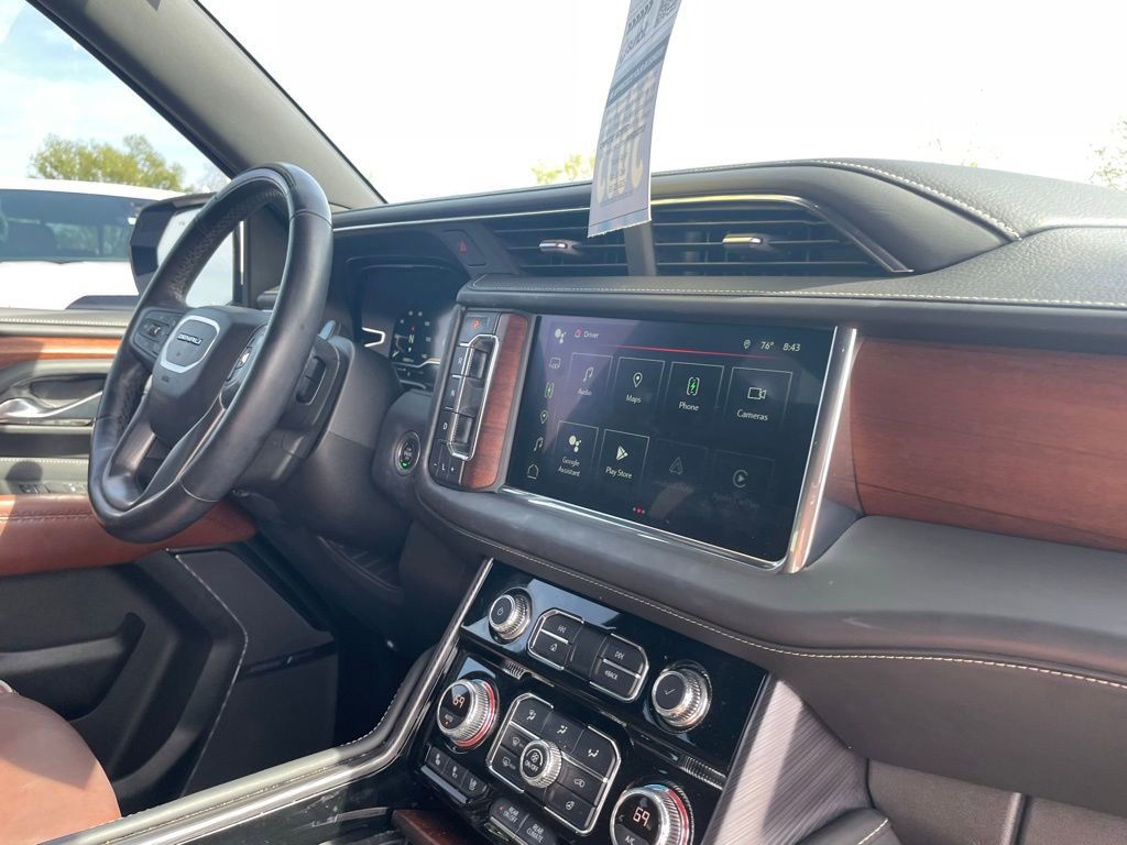 Used 2023 GMC Yukon XL Denali Ultimate AWD/4WD image 31