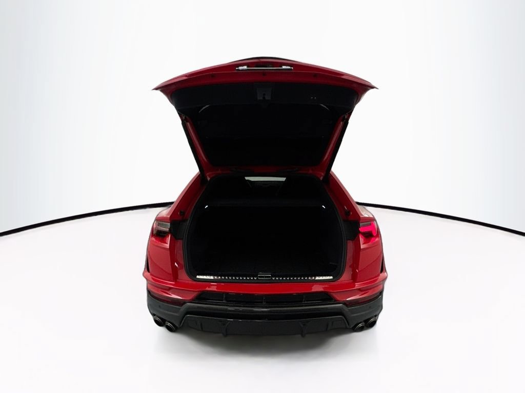 Used 2023 Lamborghini Urus Performante AWD/4WD image 29