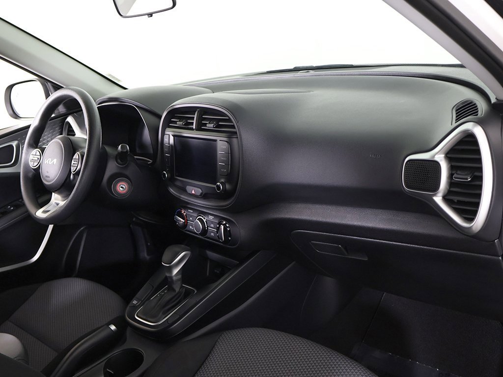 Used 2024 Kia Soul LX w/ Option Group 015 image 26