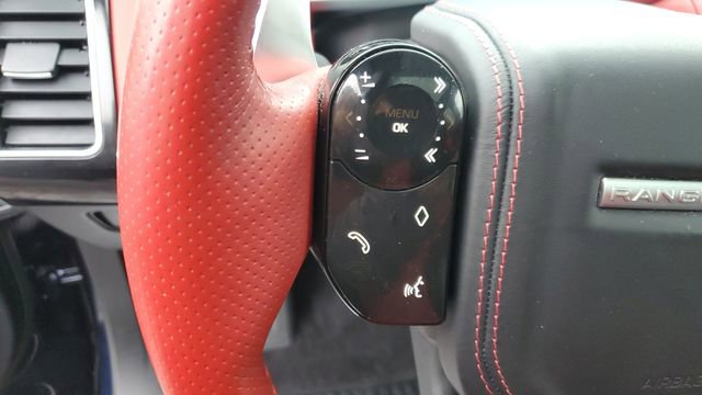 Used 2022 Land Rover Range Rover Sport SVR image 11