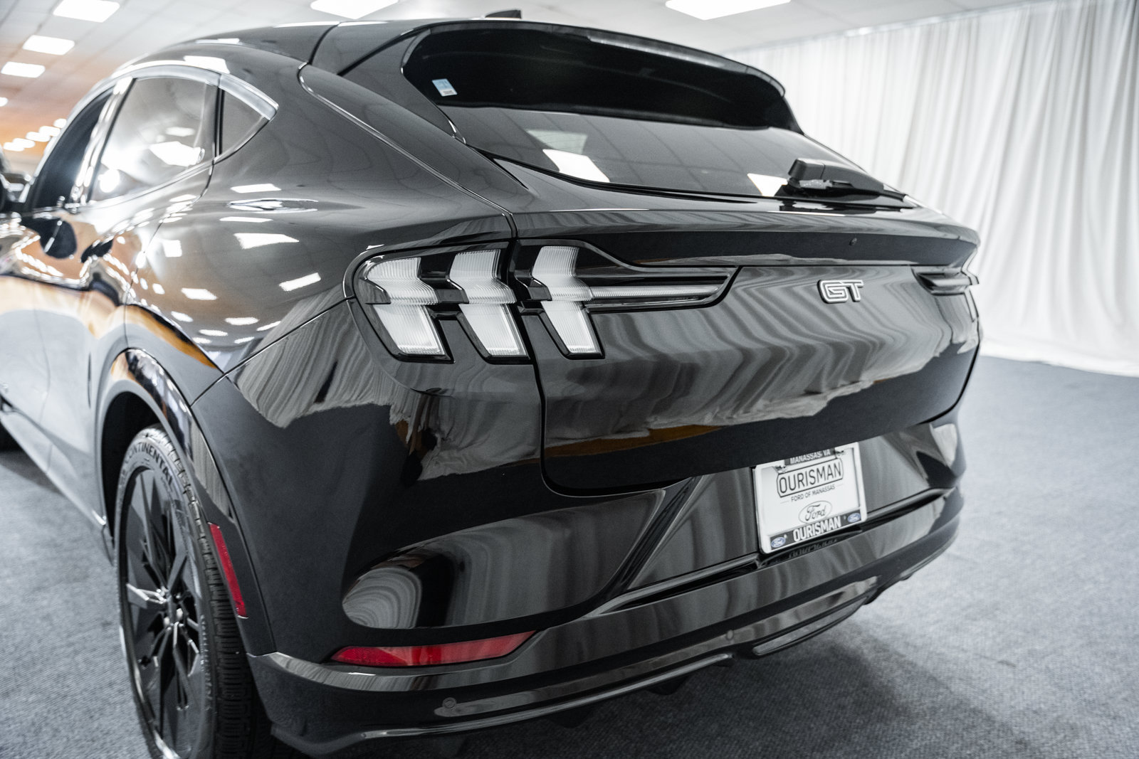 Certified 2025 Ford Mustang Mach-E GT AWD/4WD image 5