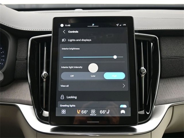 New 2026 Volvo XC90 B6 Ultra image 17