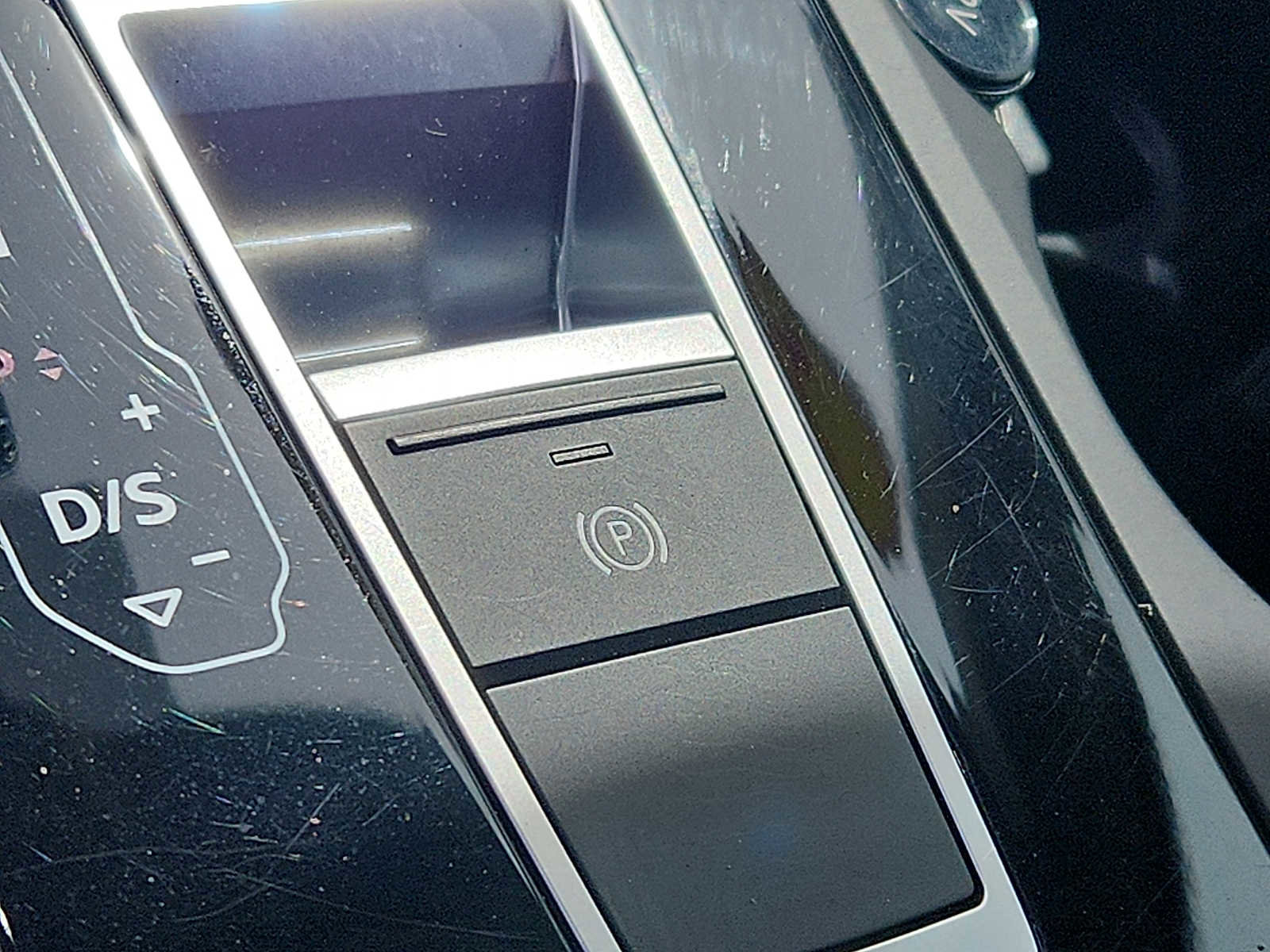 Used 2024 Audi Q7 Premium Plus image 24