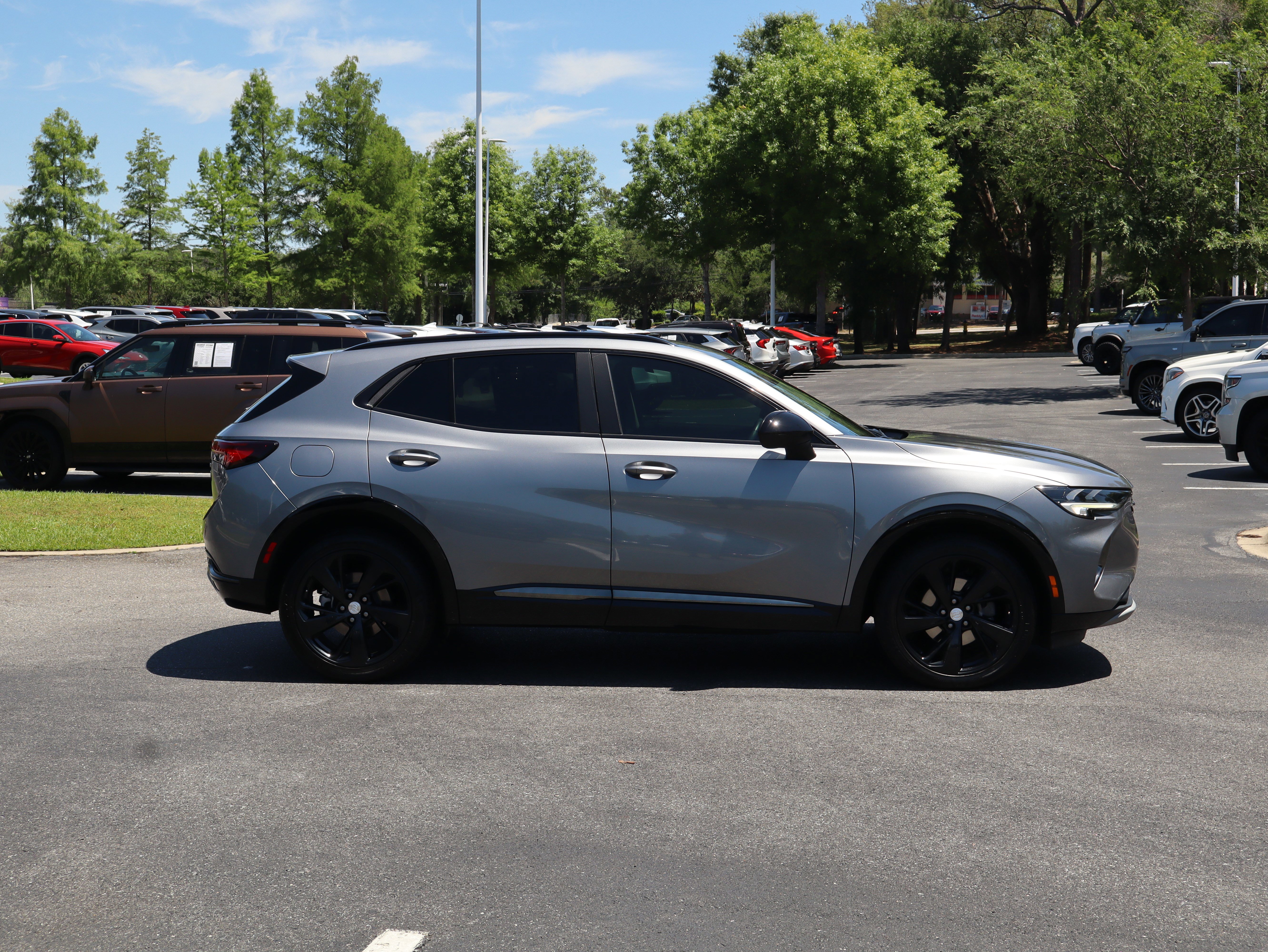Used 2021 Buick Envision Preferred FWD image 11