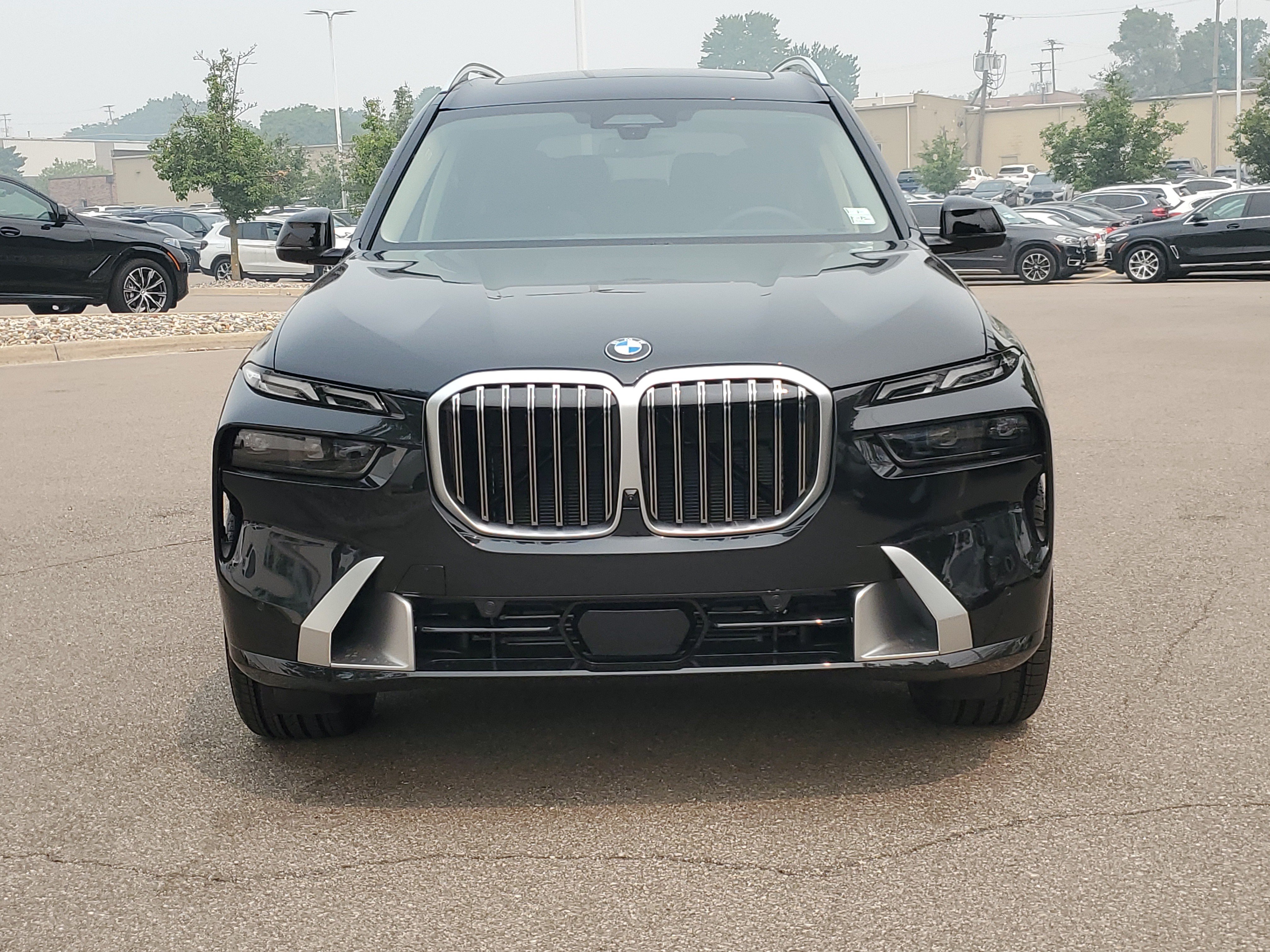 New 2027 BMW X7 xDrive40i AWD/4WD image 8