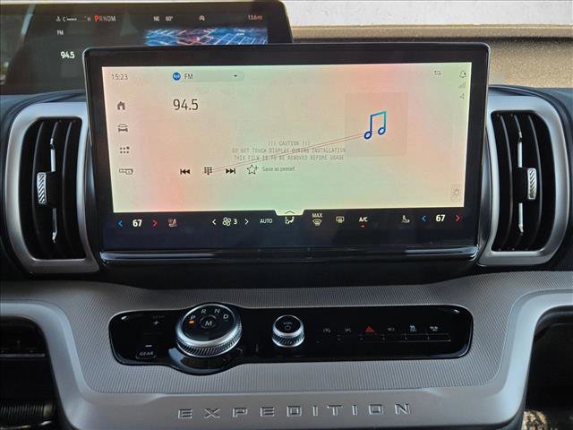 New 2026 Ford Expedition Active image 11