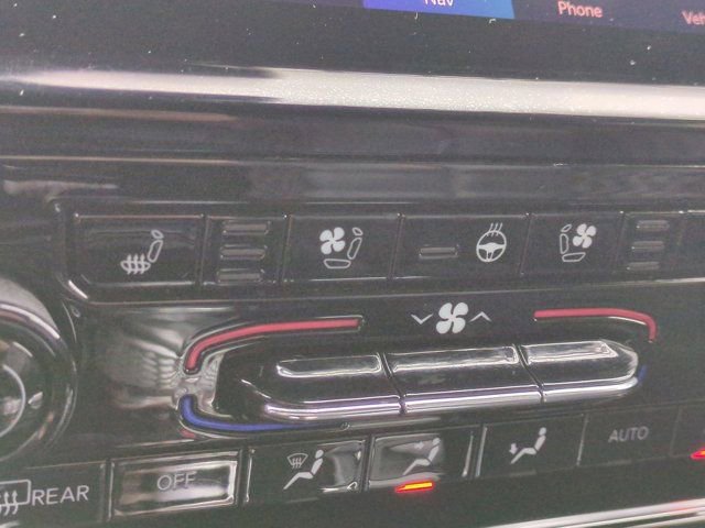 Used 2021 Jeep Grand Cherokee L Summit w/ Advanced Protech Group IV image 22