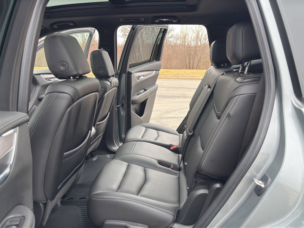 Used 2024 Cadillac XT6 Luxury w/ LPO, Floor Liner Package AWD/4WD image 36