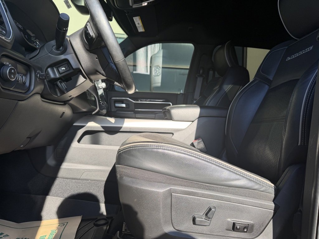 Used 2019 RAM 2500 Laramie w/ Night Edition image 11