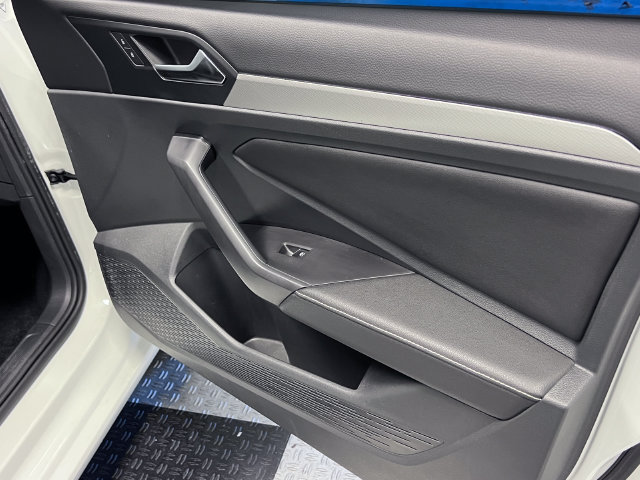 Certified 2024 Volkswagen Jetta Sport FWD image 11