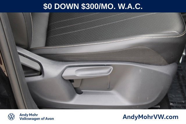 Used 2024 Volkswagen Tiguan SE AWD/4WD image 21