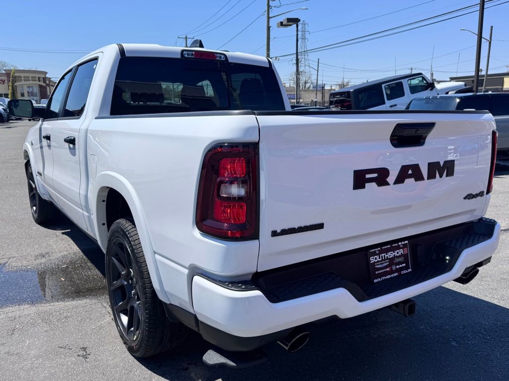 New 2026 RAM 1500 Laramie AWD/4WD image 5
