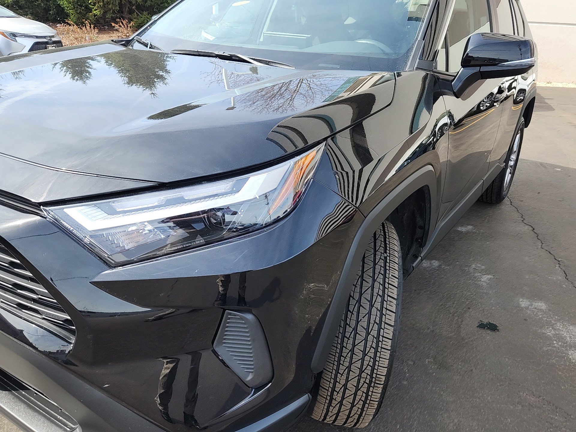 Certified 2025 Toyota RAV4 XLE AWD/4WD image 9