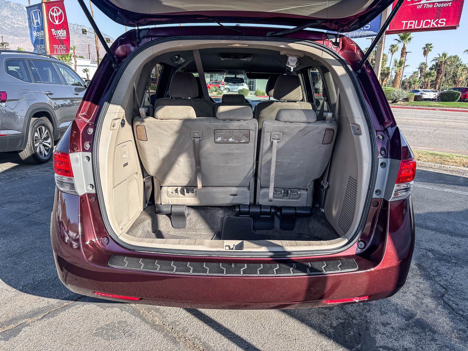 Used 2016 Honda Odyssey SE image 13