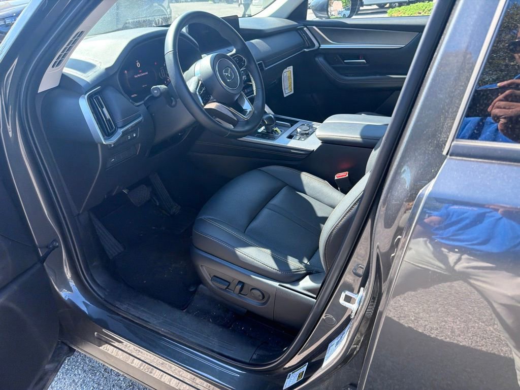 Used 2024 MAZDA CX-90 Plug-In Hybrid w/ Preferred AWD/4WD image 15