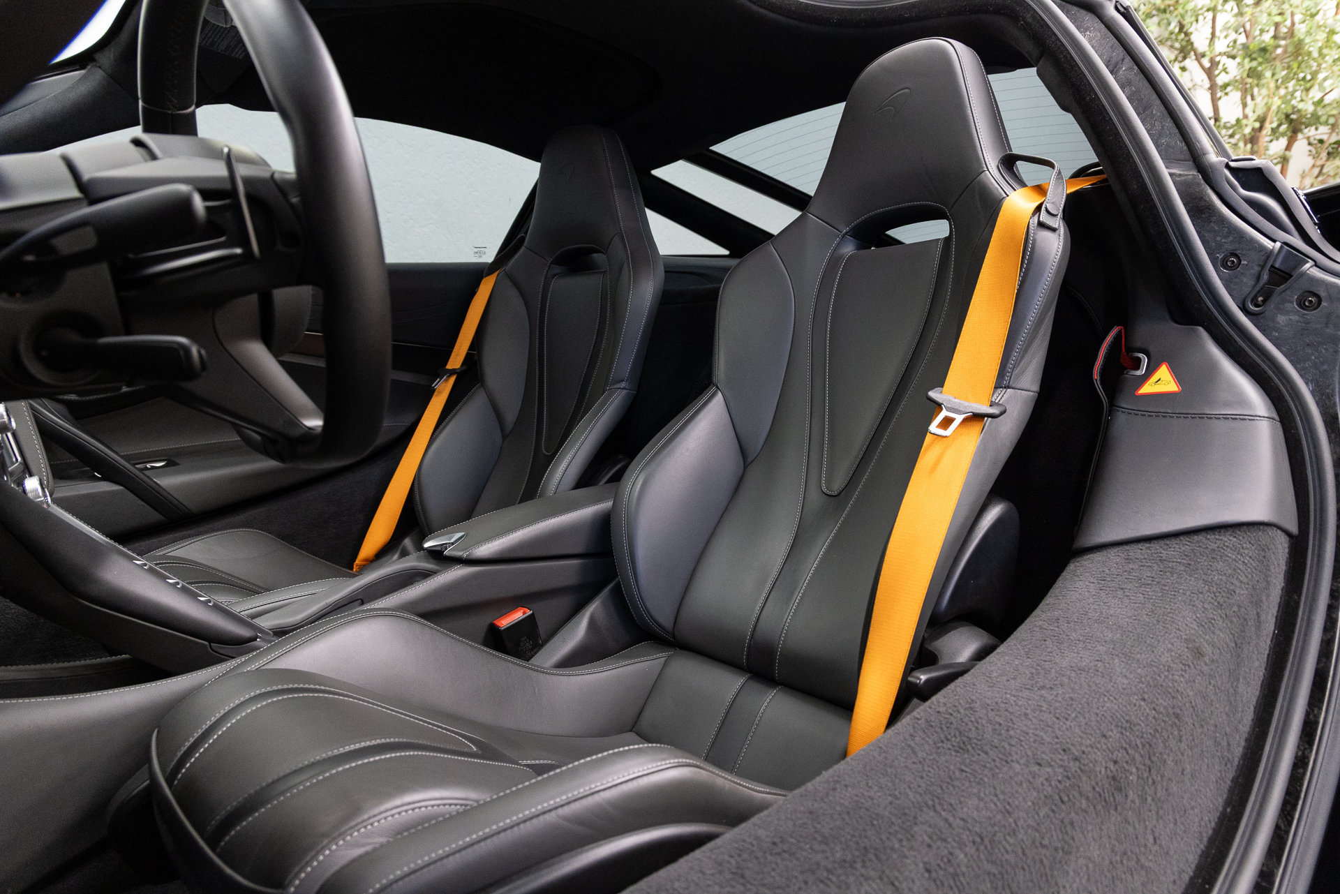 Used 2019 McLaren 720S Luxury RWD image 25