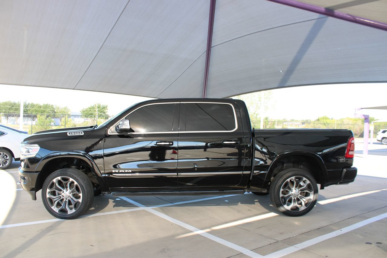 Used 2019 RAM 1500 Limited AWD/4WD image 2