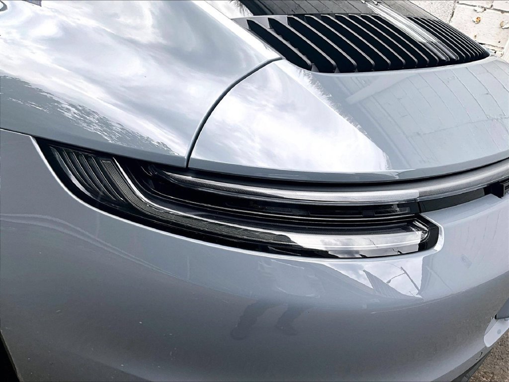 Used 2024 Porsche 911 Carrera GTS RWD image 30