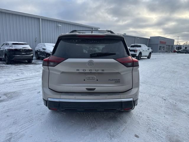 Used 2025 Nissan Rogue Platinum image 12