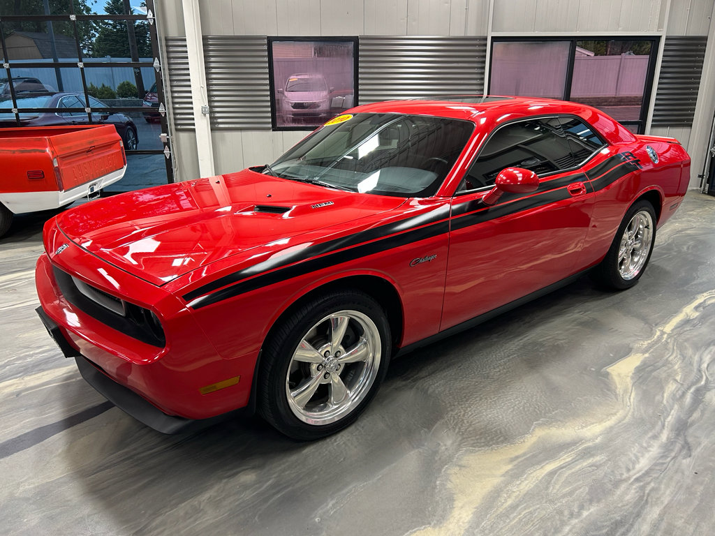 Used 2010 Dodge Challenger R/T RWD image 35