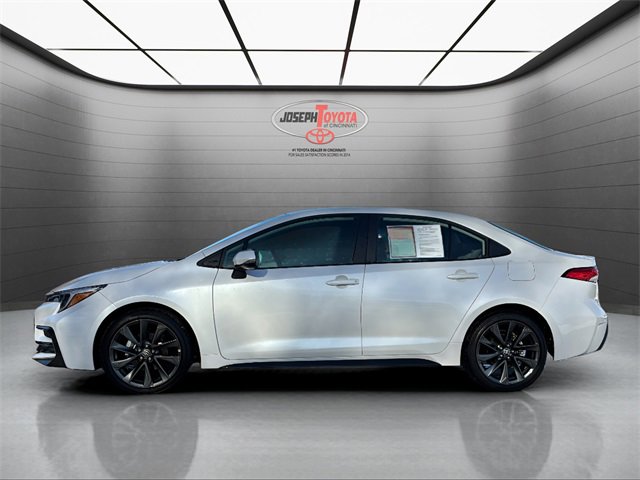 Certified 2025 Toyota Corolla SE image 2