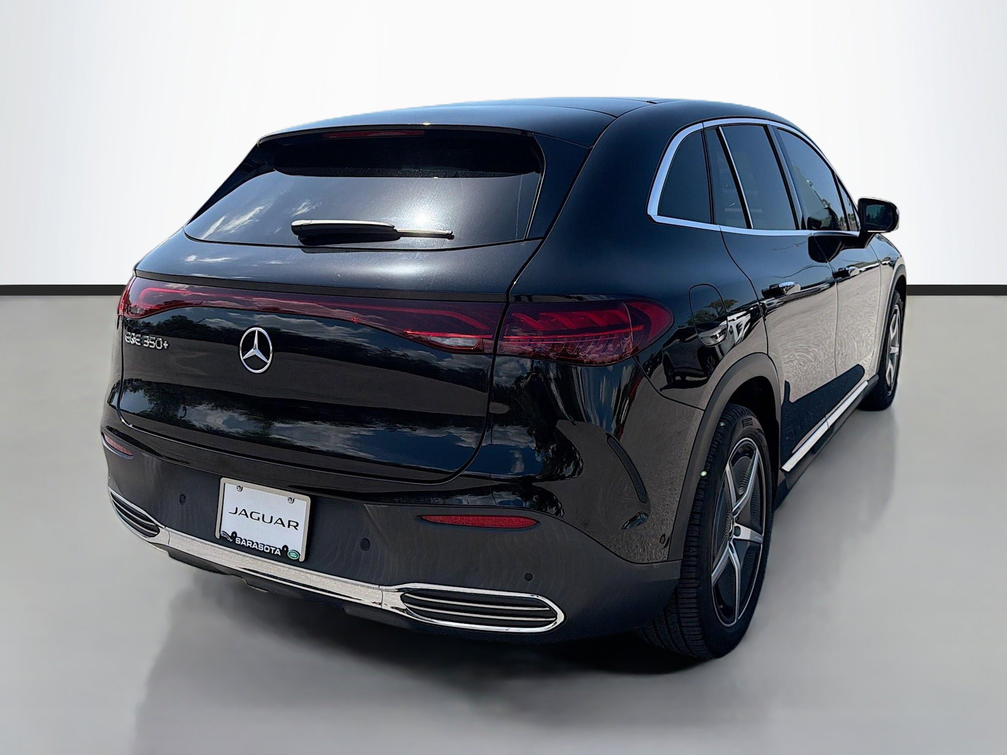 Used 2024 Mercedes-Benz EQE 350+ SUV image 5