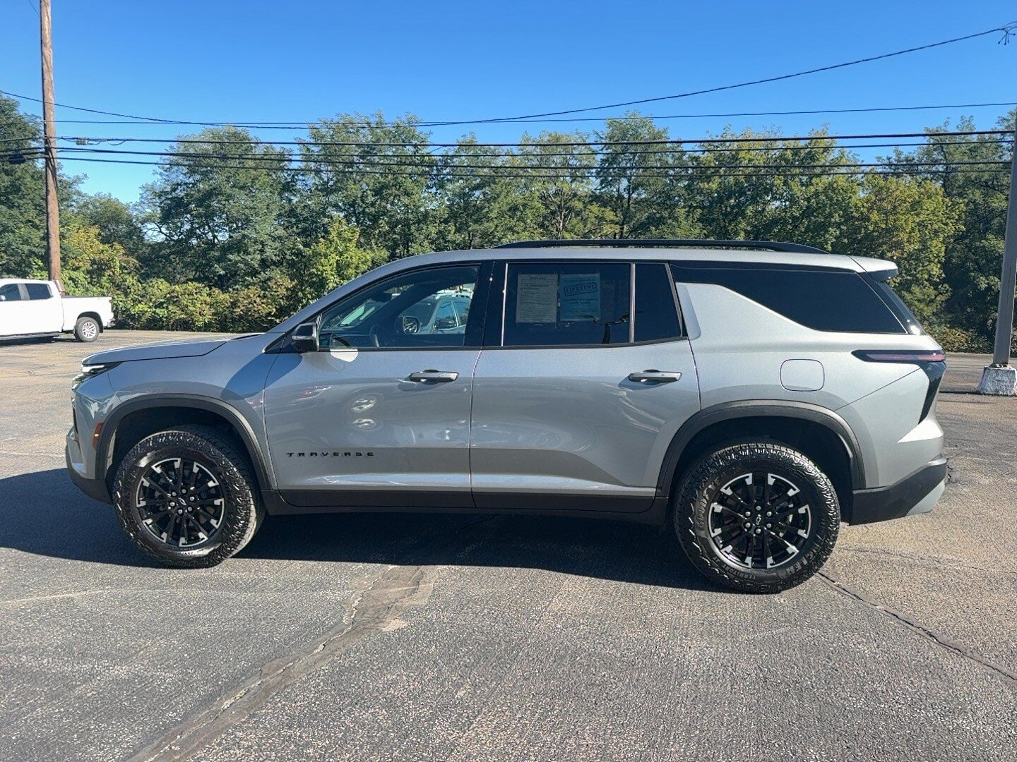 Used 2026 Chevrolet Traverse Z71 w/ Driver Confidence Package AWD/4WD image 9