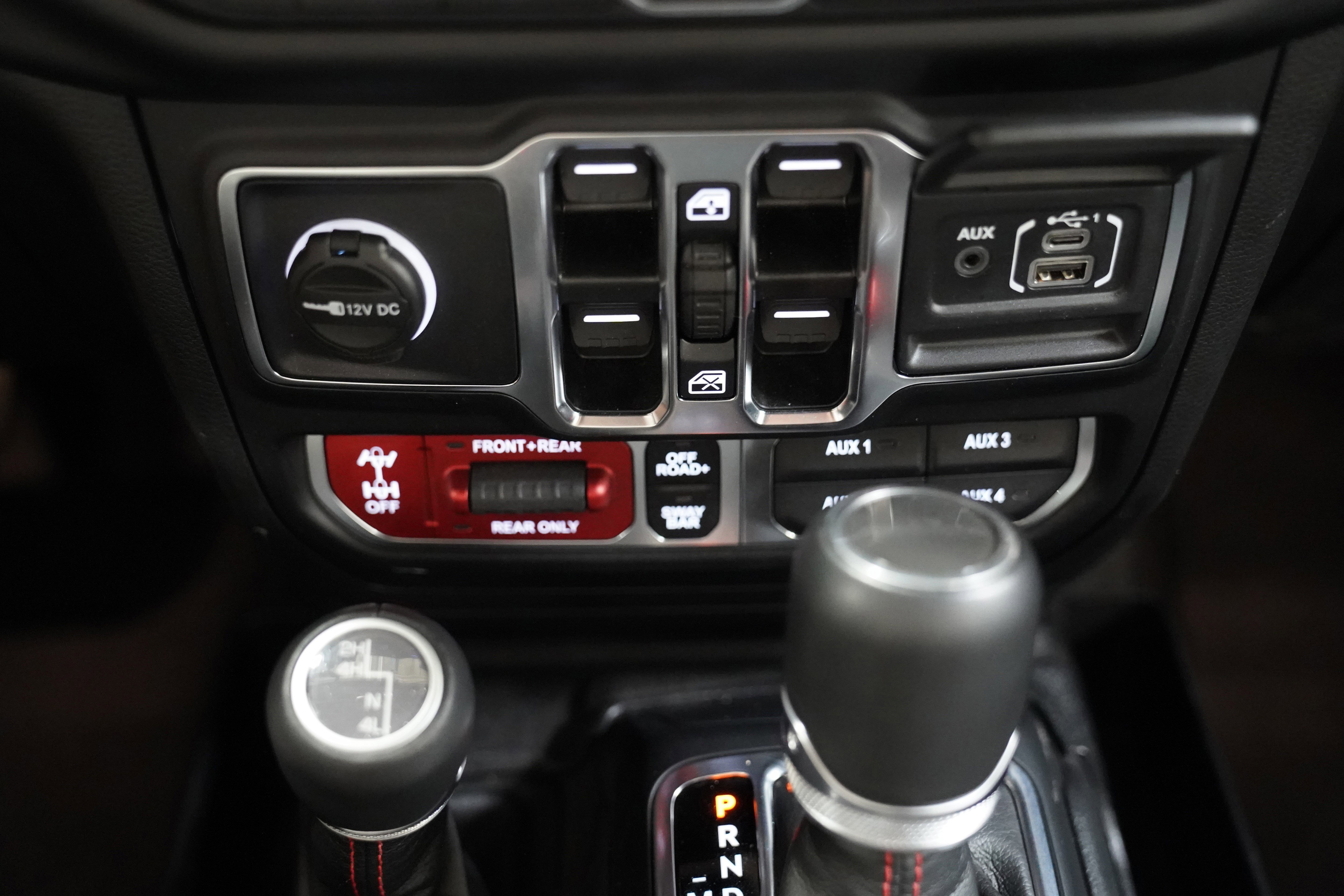 Used 2023 Jeep Gladiator Rubicon w/ Dual Top Group image 32