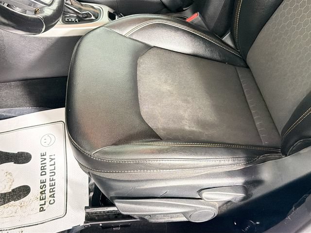 Used 2020 Jeep Compass Latitude w/ Cold Weather Group AWD/4WD image 18