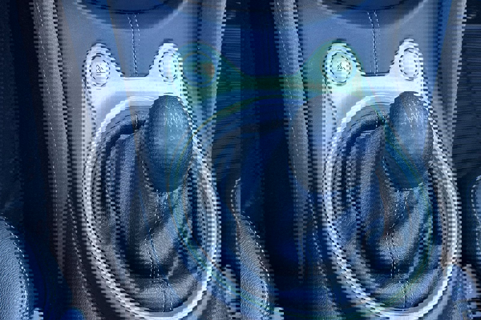 Used 2014 Nissan 370Z Touring image 20