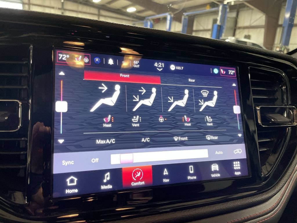 Used 2024 Dodge Durango GT AWD/4WD image 37