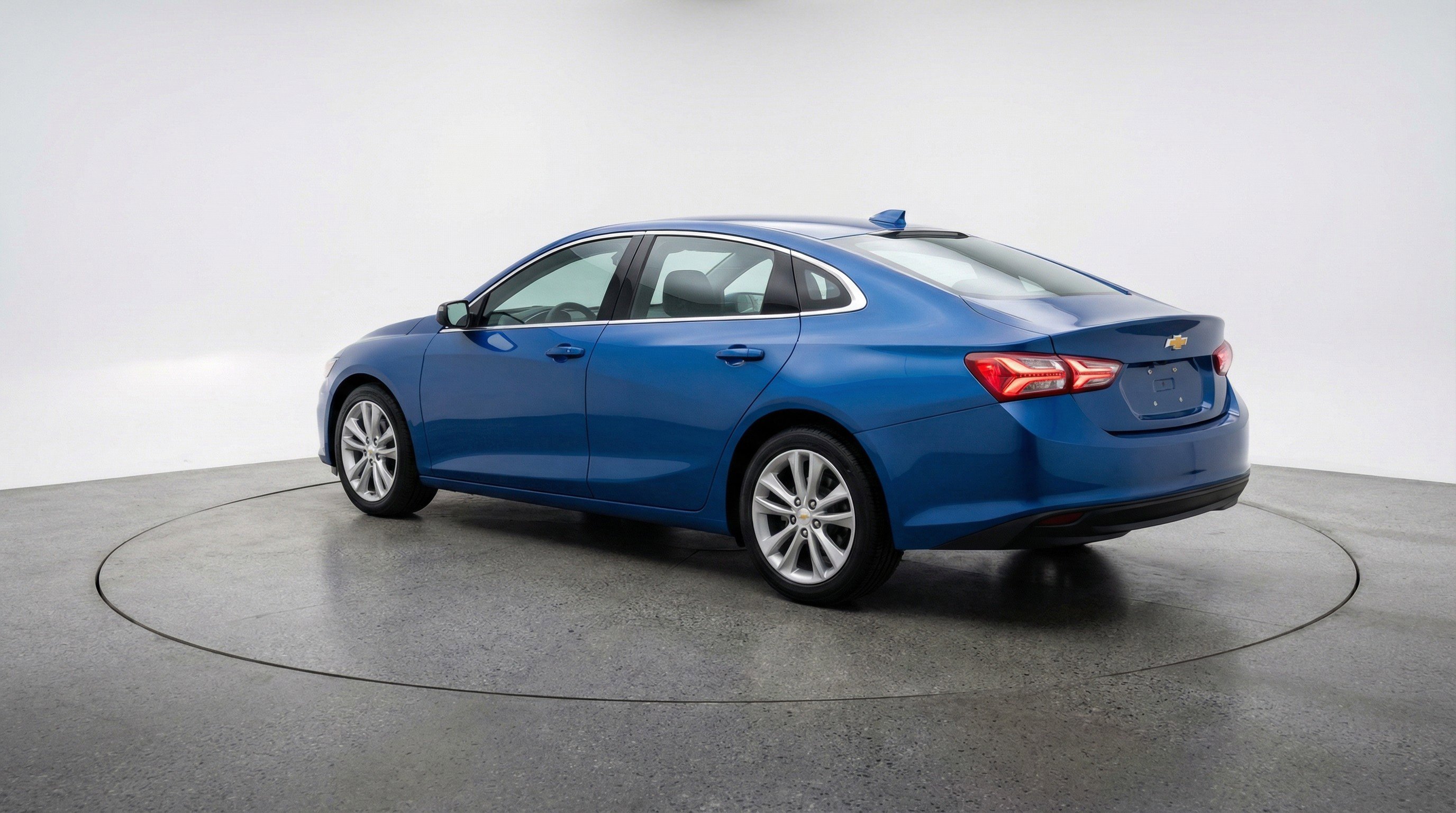 Used 2024 Chevrolet Malibu LT FWD image 6