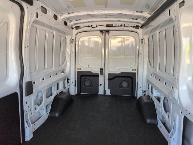New 2026 Ford Transit 250 148 Medium Roof Extended AWD image 18